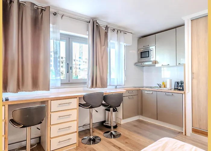 Cosy Rdc I 앵빌리